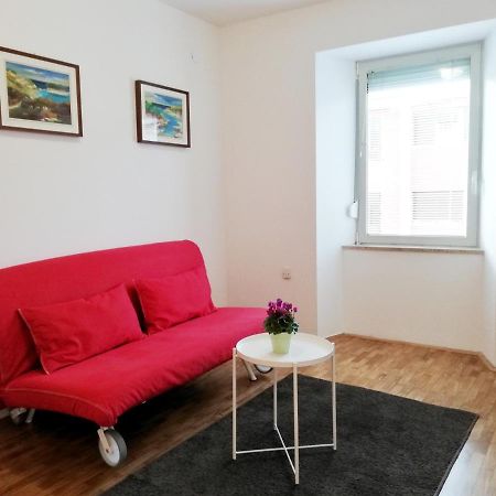 אומאג City Center Apartment מראה חיצוני תמונה