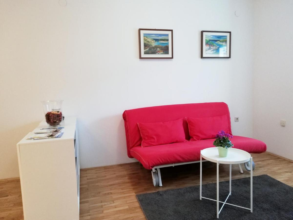 אומאג City Center Apartment מראה חיצוני תמונה